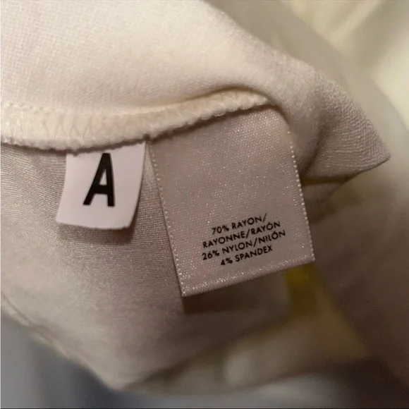 Ann Taylor Cream Short Sleeve Top - Picture 3 of 6